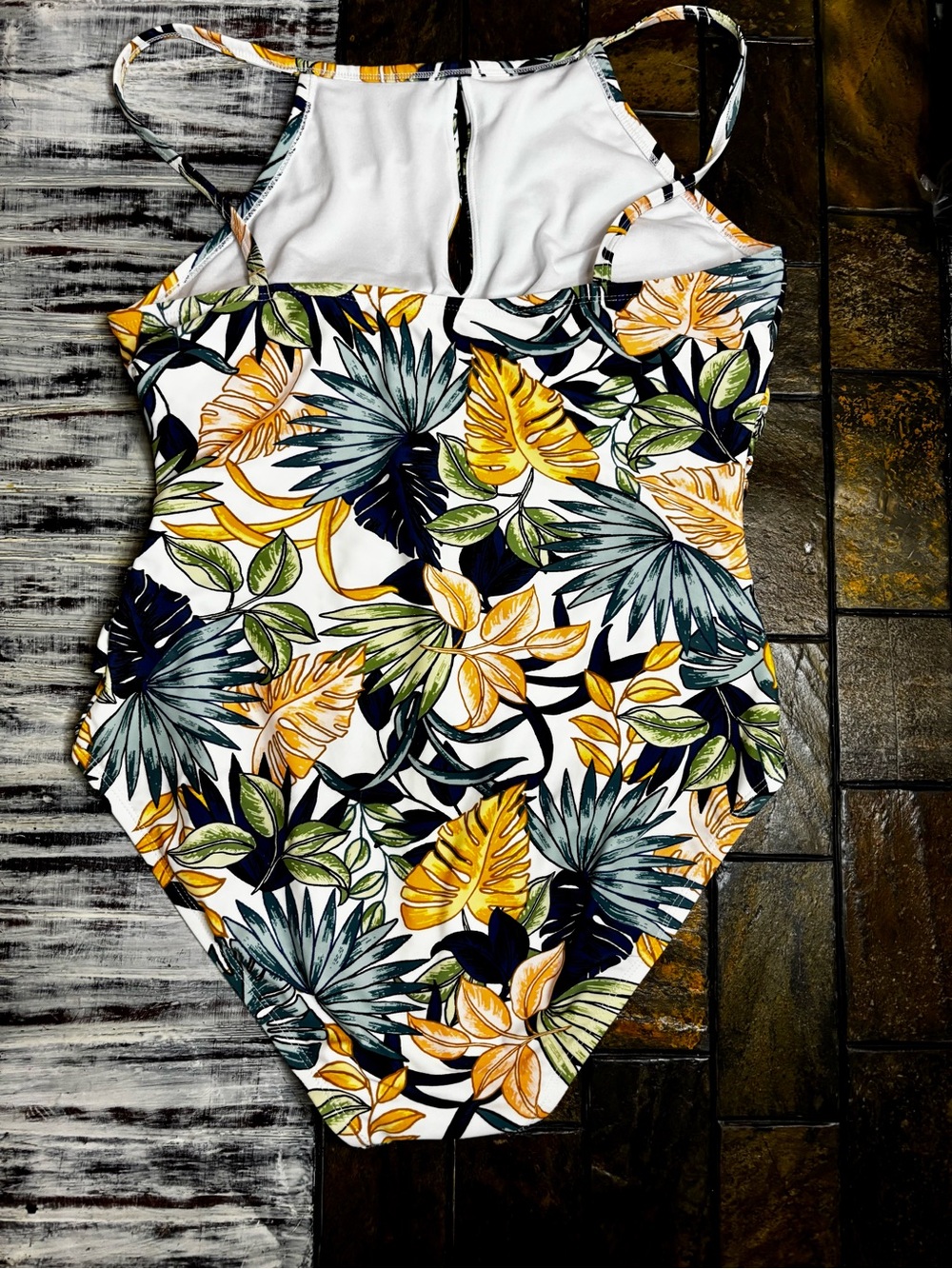 Ellen Tracy Floral Tropical One Piece Swimsuit Size 14 large Yellow Palms White - Picture 2 of 11